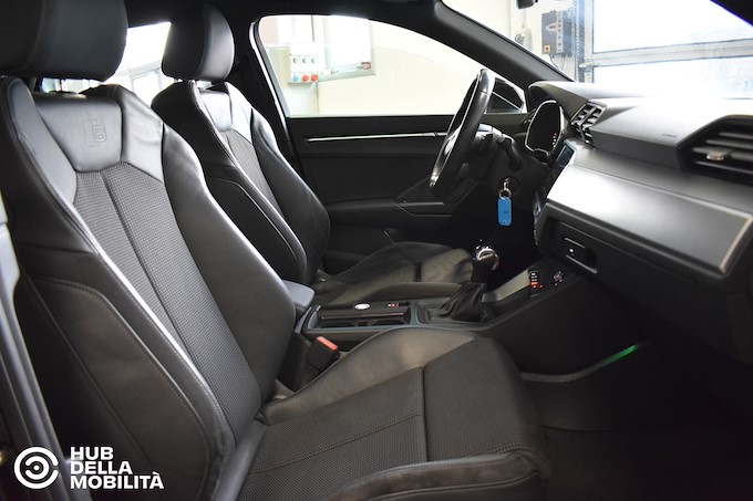 AUDI Q3 SPB 35 TDI S tronic S line edition